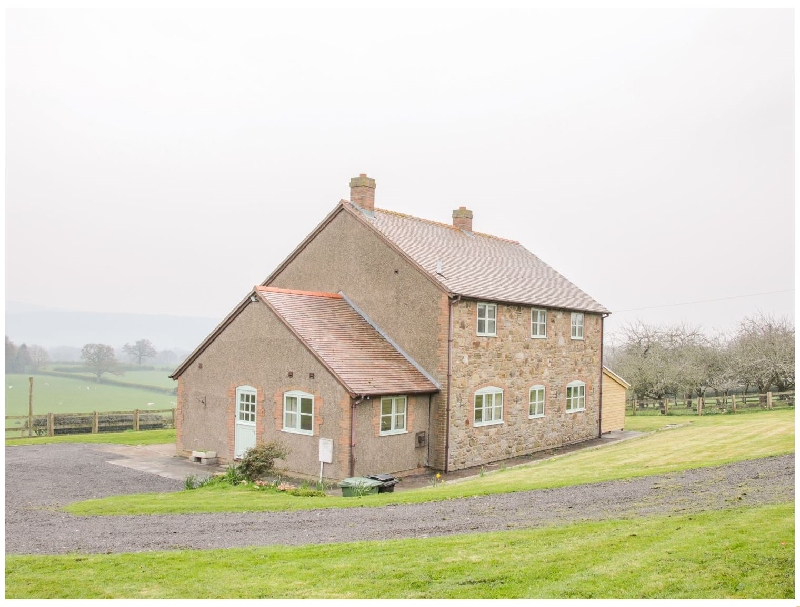Orchard Cottage a holiday cottage rental for 6 in Church Stretton, 