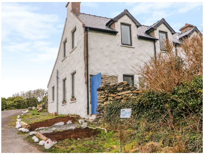 Ocean Studio House a holiday cottage rental for 5 in Kilcrohane, 