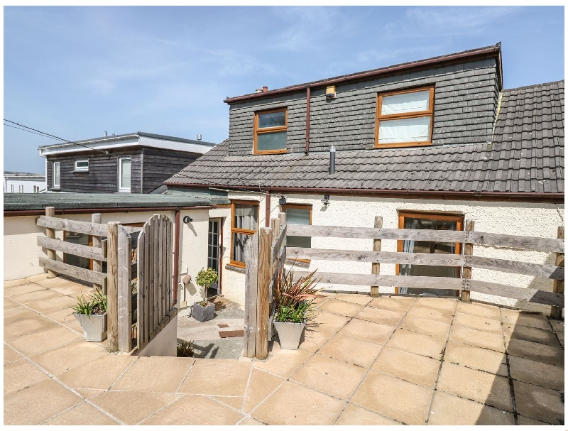Gwavas Lakes a holiday cottage rental for 8 in Newlyn, 