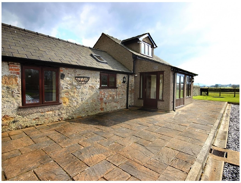 Barras Cottage a holiday cottage rental for 4 in Brynsiencyn, 