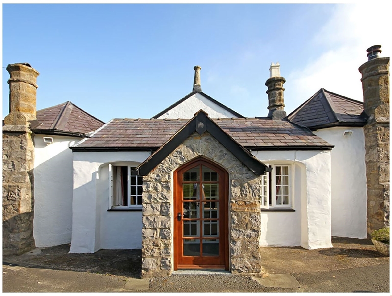 Penrallt a holiday cottage rental for 6 in Llanfairpwllgwyngyll, 