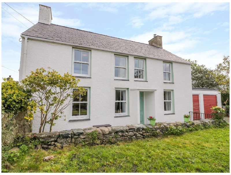 Bron Sinai a holiday cottage rental for 6 in Criccieth, 