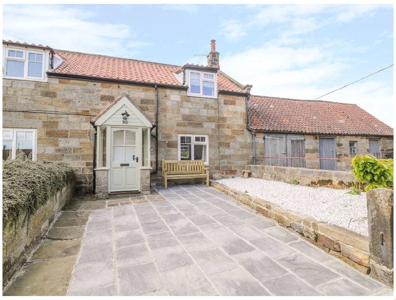 Cherry Cottage a holiday cottage rental for 4 in Whitby, 