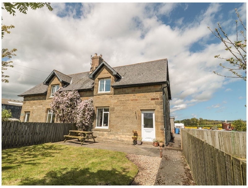 Appletree a holiday cottage rental for 6 in Alnwick, 