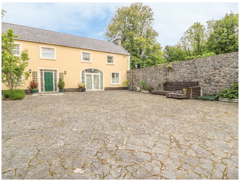 The Coach House a holiday cottage rental for 7 in Corofin, 