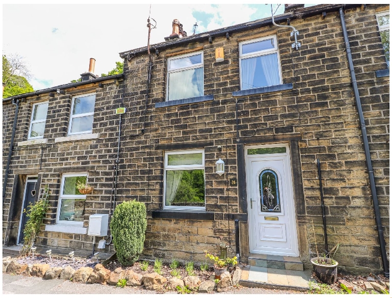 Mere Cottage a holiday cottage rental for 4 in Holmfirth, 