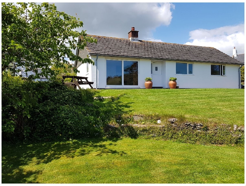 Orchard View a holiday cottage rental for 6 in Kellaton, 