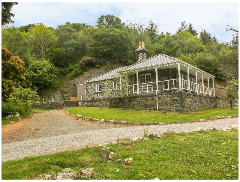 Cae Mab Dafydd a holiday cottage rental for 2 in Llanfairfechan, 