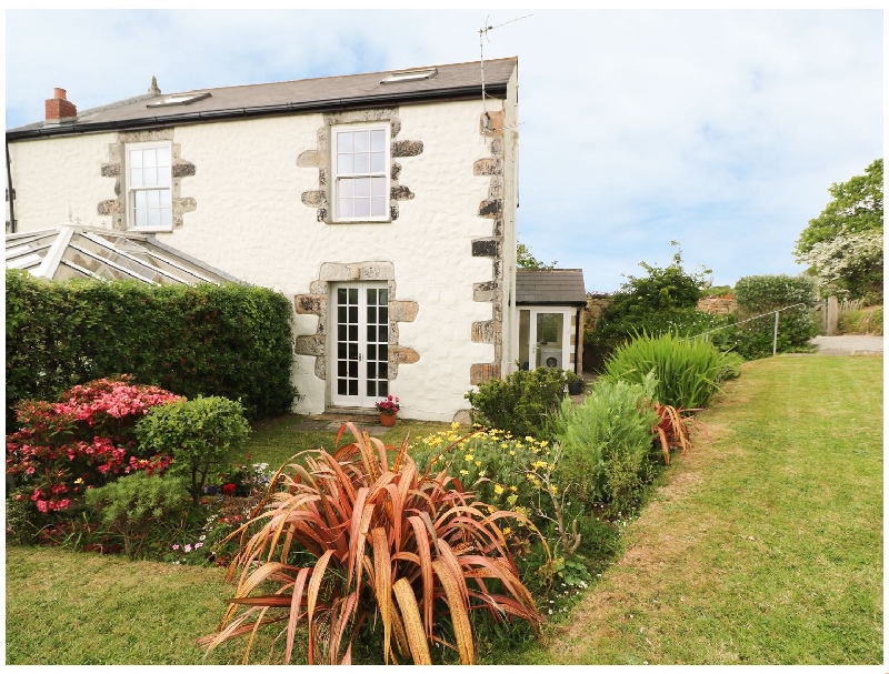 Old Chapel Cottage a holiday cottage rental for 4 in Praa Sands, 