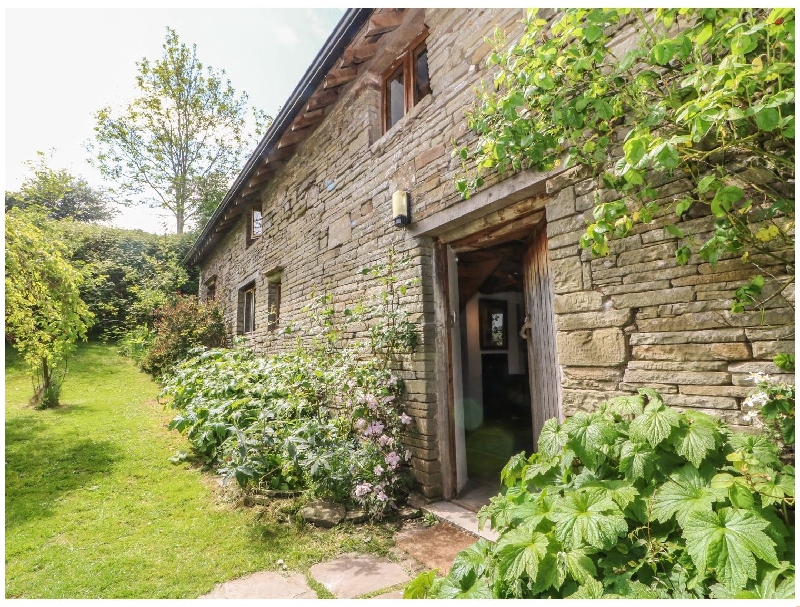 Llangain Farmhouse a holiday cottage rental for 10 in Hay-On-Wye, 