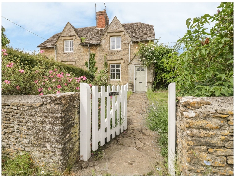 The Green a holiday cottage rental for 5 in Lechlade-On-Thames, 
