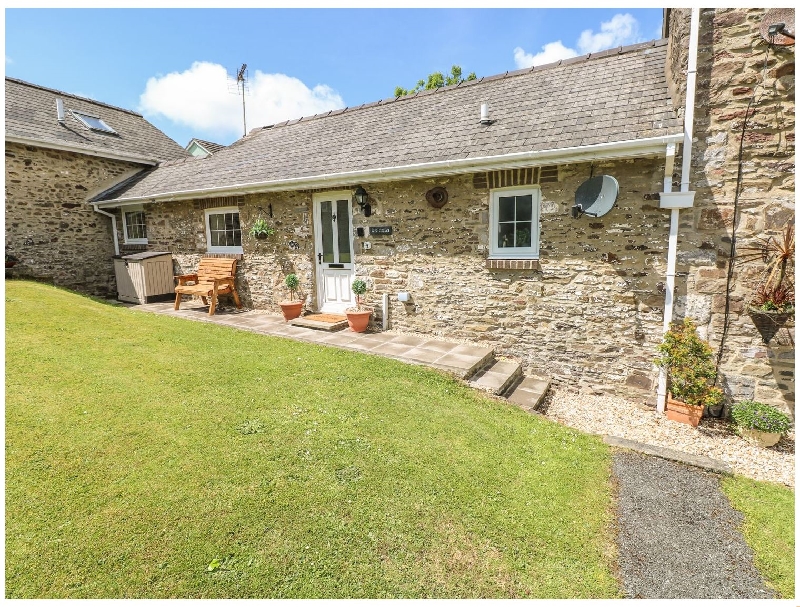 Click here for more about 4 Honeyborough Farm Cottages