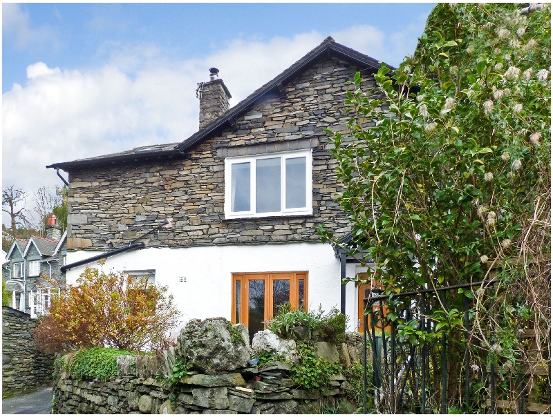 Woodbine Cottage a holiday cottage rental for 6 in Ambleside, 