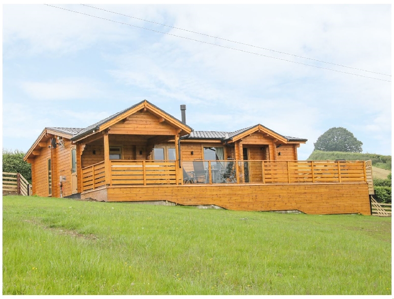 Details about a cottage Holiday at Manor Farm Lodges - Dragon Lodge