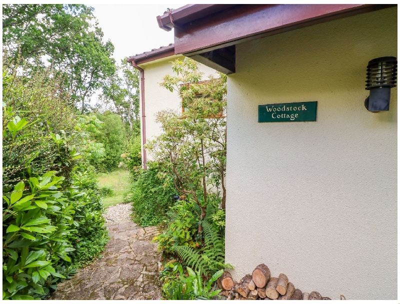 Woodstock Cottage a holiday cottage rental for 4 in Chardstock, 