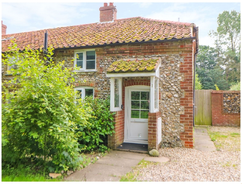 Broom Cottage a holiday cottage rental for 4 in East Rudham, 