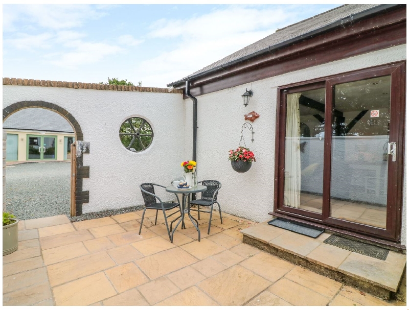 Shannon @ Kingslakes a holiday cottage rental for 2 in Highampton, 