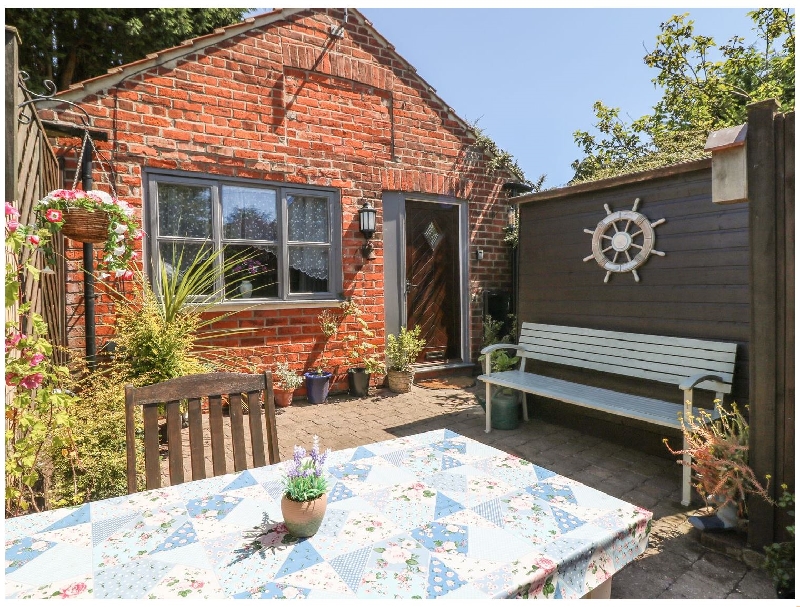 The Barn a holiday cottage rental for 2 in Easington, 