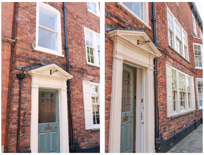2 James Street a holiday cottage rental for 6 in Lincoln, 