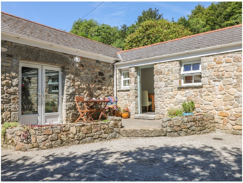 Pond Cottage a holiday cottage rental for 2 in Truro, 