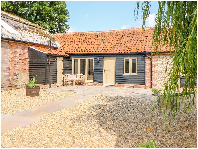 The Stables a holiday cottage rental for 5 in Willow Grange Barns, 