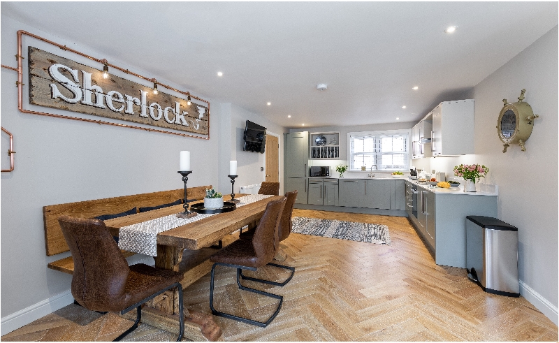 Sherlock Cottage a holiday cottage rental for 7 in Whitby, 