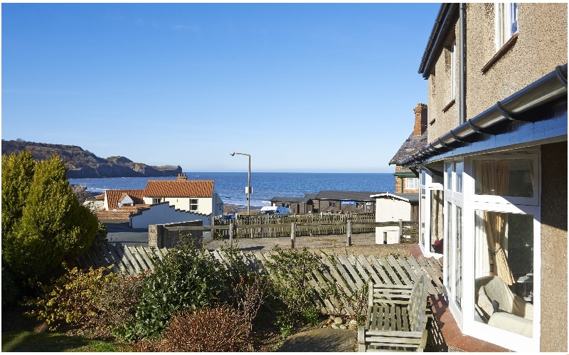 Seacliff Cottage a holiday cottage rental for 5 in Whitby, 
