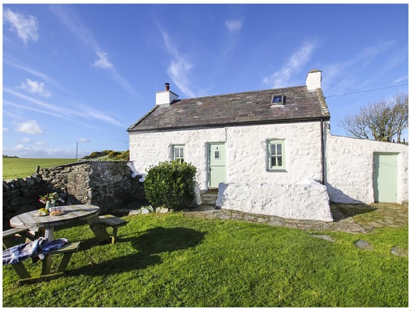 Pant y Crintach a holiday cottage rental for 2 in Carreglefn, 
