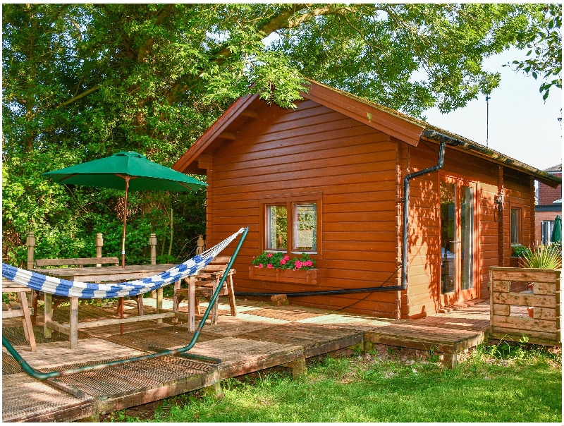 Orchard Cabin a holiday cottage rental for 2 in Welland, 