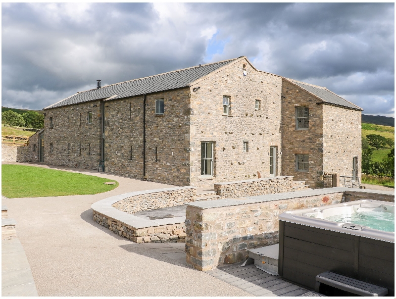 High View Barn a holiday cottage rental for 16 in Sedbergh, 