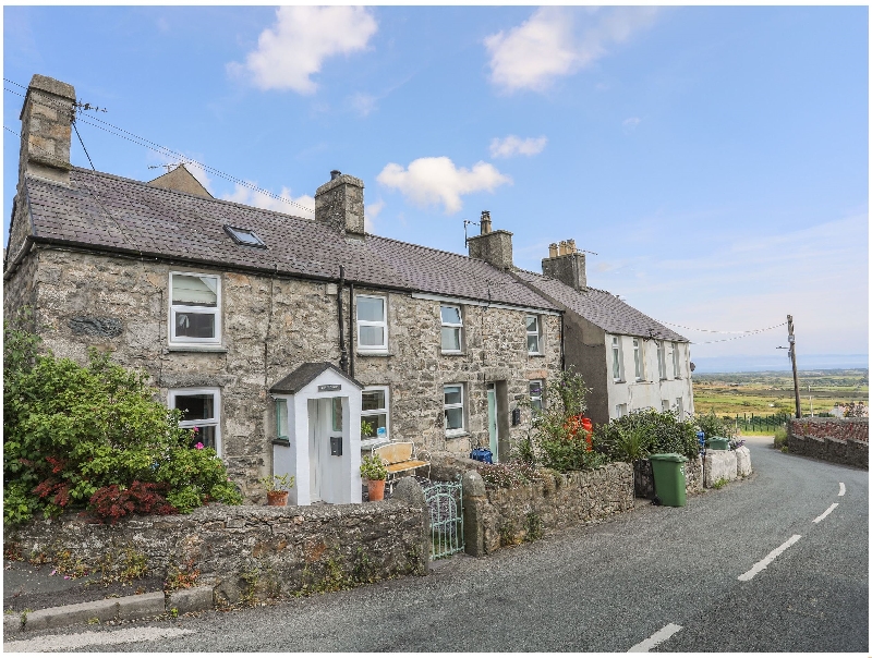 Pen y Groes a holiday cottage rental for 4 in Llithfaen, 