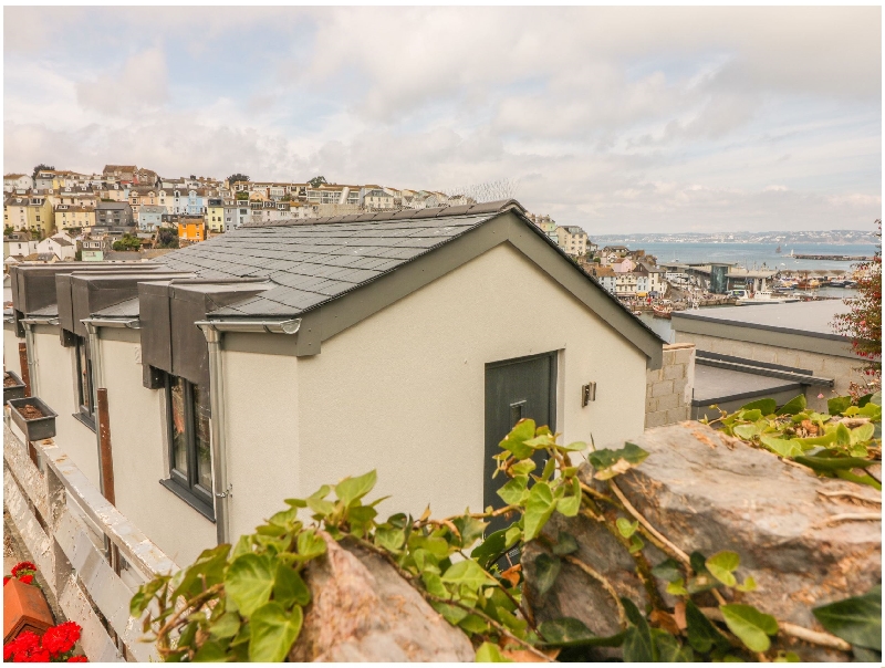 Harbour View Retreat a holiday cottage rental for 2 in Brixham, 