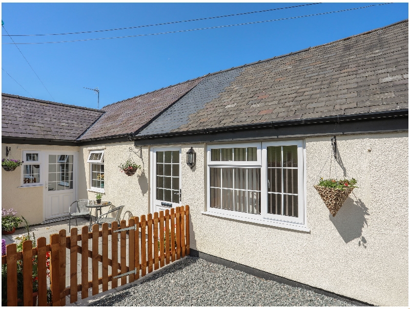 The Cottage at Garnedd Isaf a holiday cottage rental for 2 in Amlwch, 