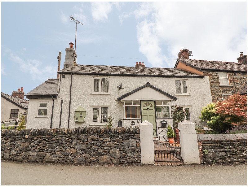 Dove Cottage a holiday cottage rental for 4 in Llanfair Talhaiarn, 