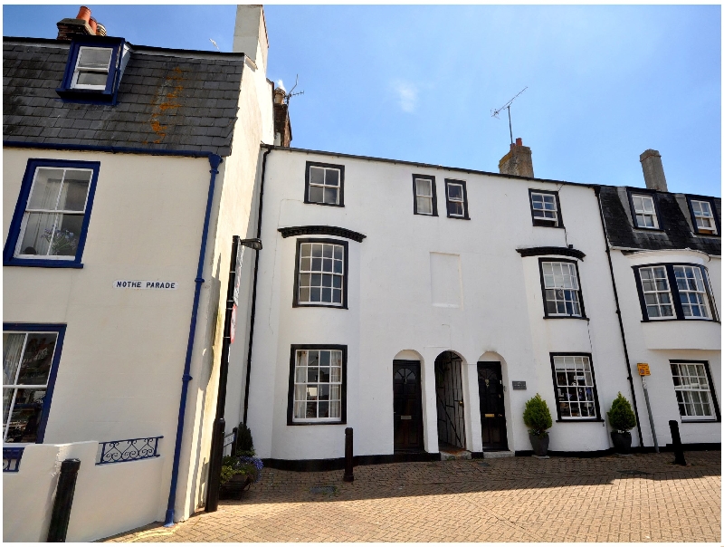 The Ferryman a holiday cottage rental for 5 in Weymouth, 