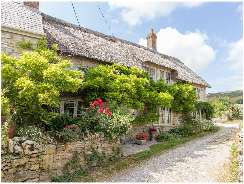 Fox Cottage a holiday cottage rental for 4 in Sutton Poyntz, 
