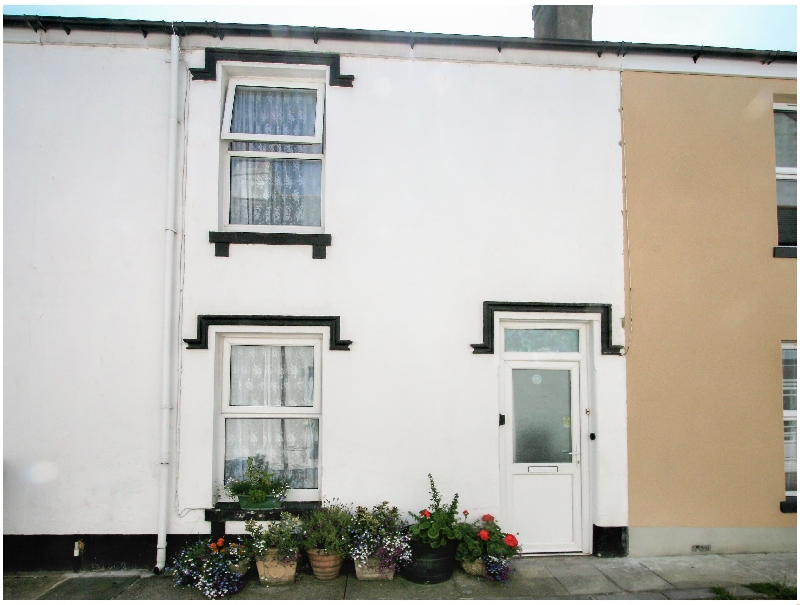 Tolvarne a holiday cottage rental for 4 in Teignmouth, 