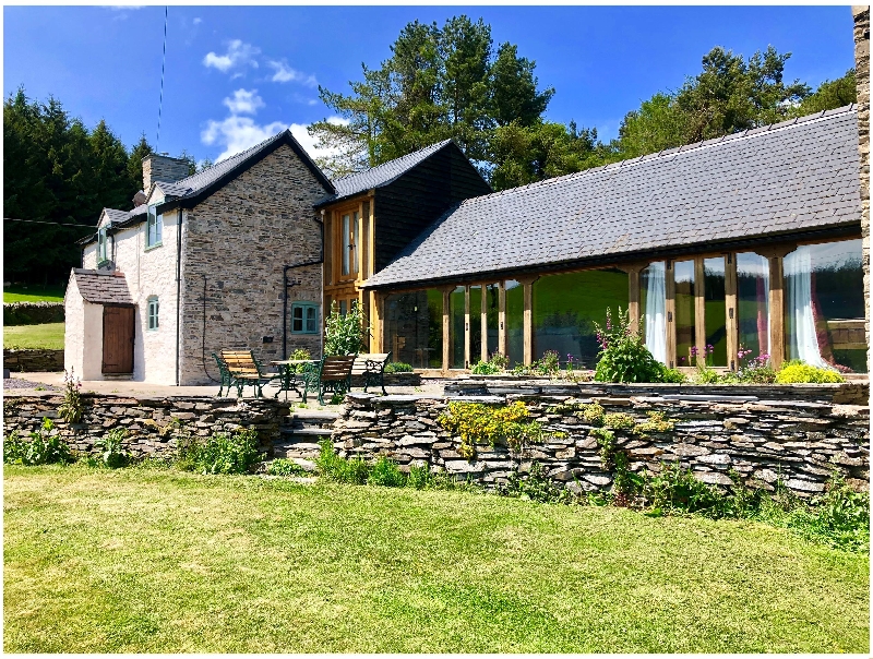 Pant Dafydd Goch a holiday cottage rental for 17 in Llangollen, 