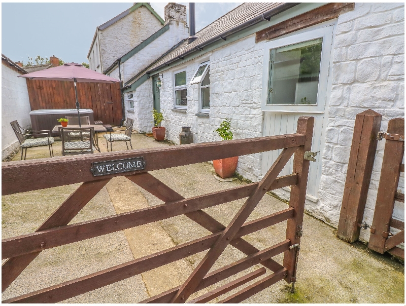The Barn at Waunlippa a holiday cottage rental for 4 in Narberth, 
