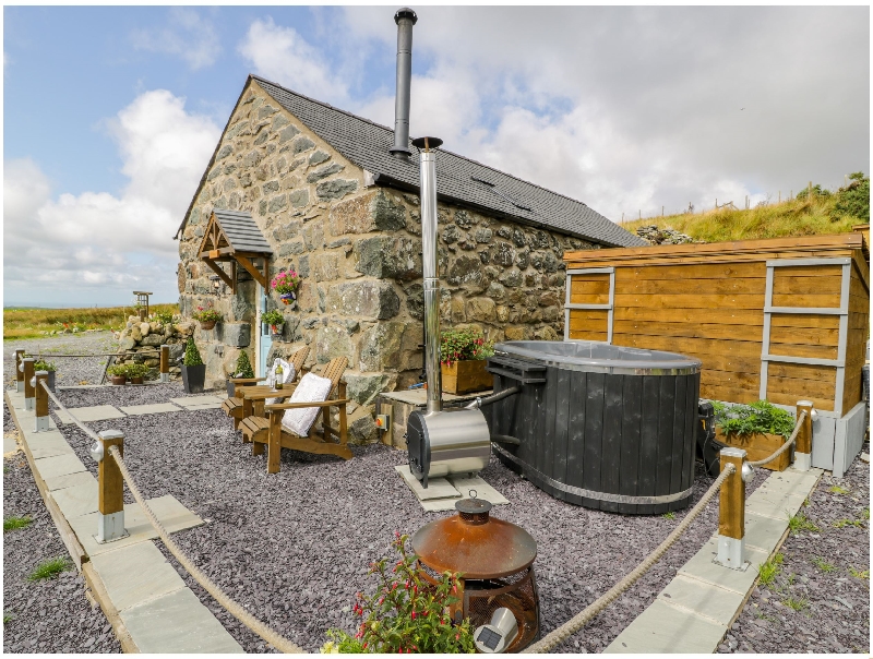 Click here for more about The Barn at Cae'r Fadog Isaf