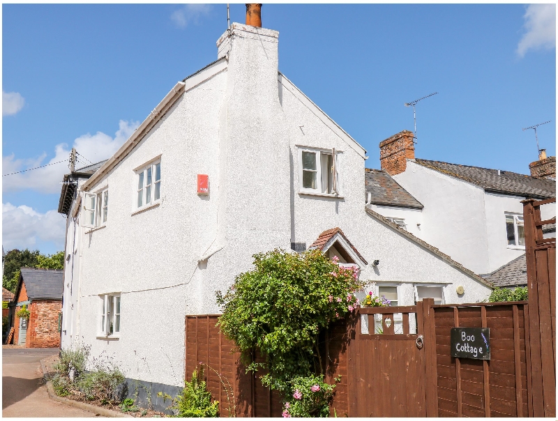 Boo Cottage a holiday cottage rental for 3 in Taunton, 