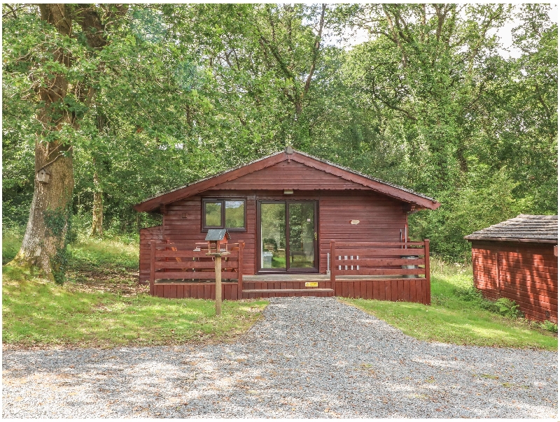 Mumpuss @ Kingslakes a holiday cottage rental for 4 in Highampton, 