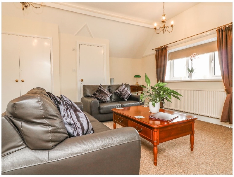 Penthouse a holiday cottage rental for 4 in Minehead, 