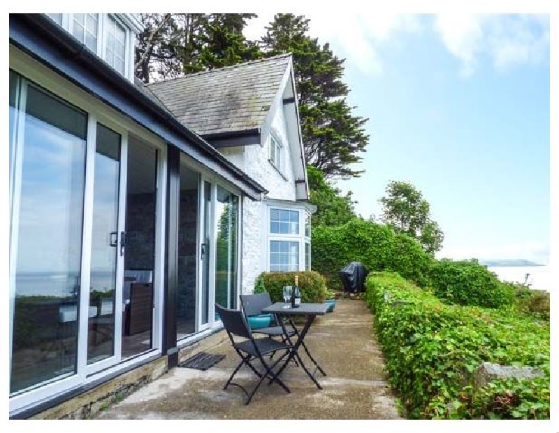 Briar Bank a holiday cottage rental for 6 in Llanaber, 