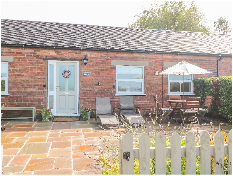 The Byre a holiday cottage rental for 4 in Hollington, 