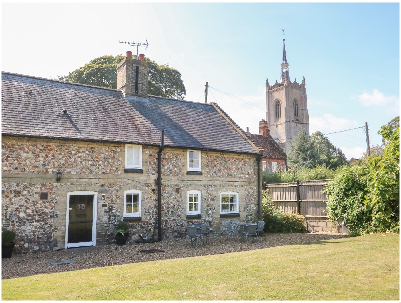 Manor Farm Cottage a holiday cottage rental for 6 in Swaffham, 