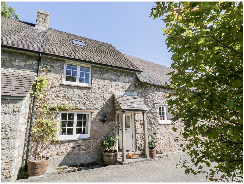 Cromlech Cottage a holiday cottage rental for 4 in Chagford, 