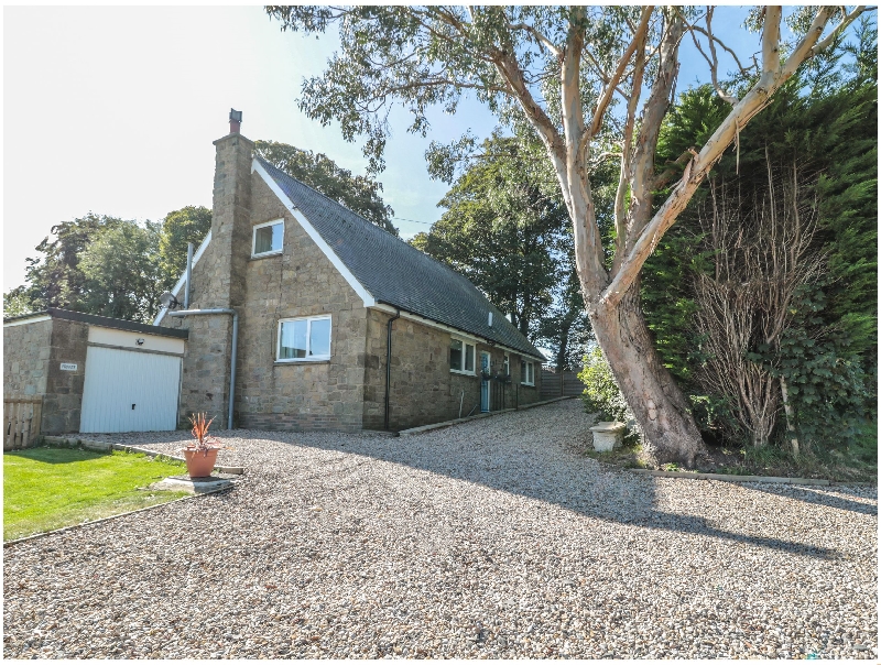 Tranwell Cottage a holiday cottage rental for 8 in Morpeth, 