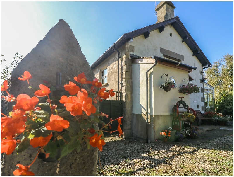School Cottage a holiday cottage rental for 4 in Crooklands, 