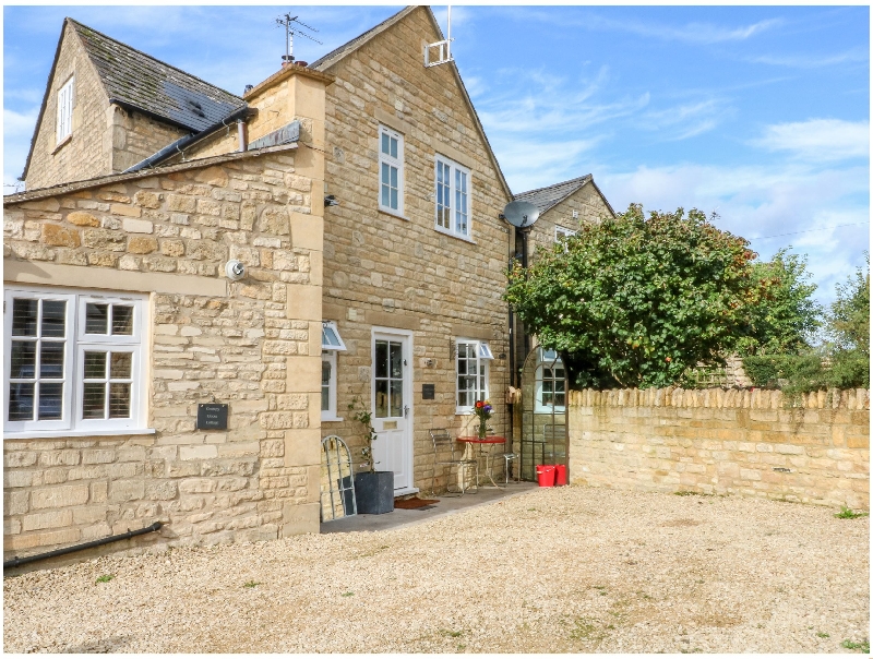 Grumpy Goose Cottage a holiday cottage rental for 2 in Winchcombe, 
